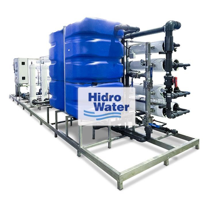 Vista de la planta industrial de ósmosis inversa fabricada por Hidro-Water