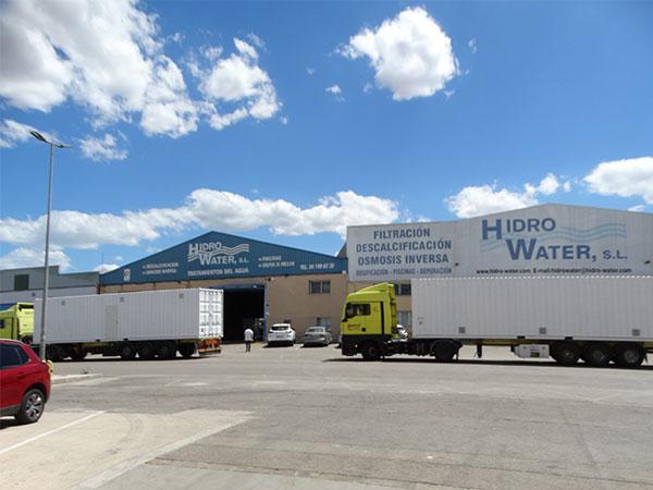 contenedor-agua-salobre-transporte-hidro-water